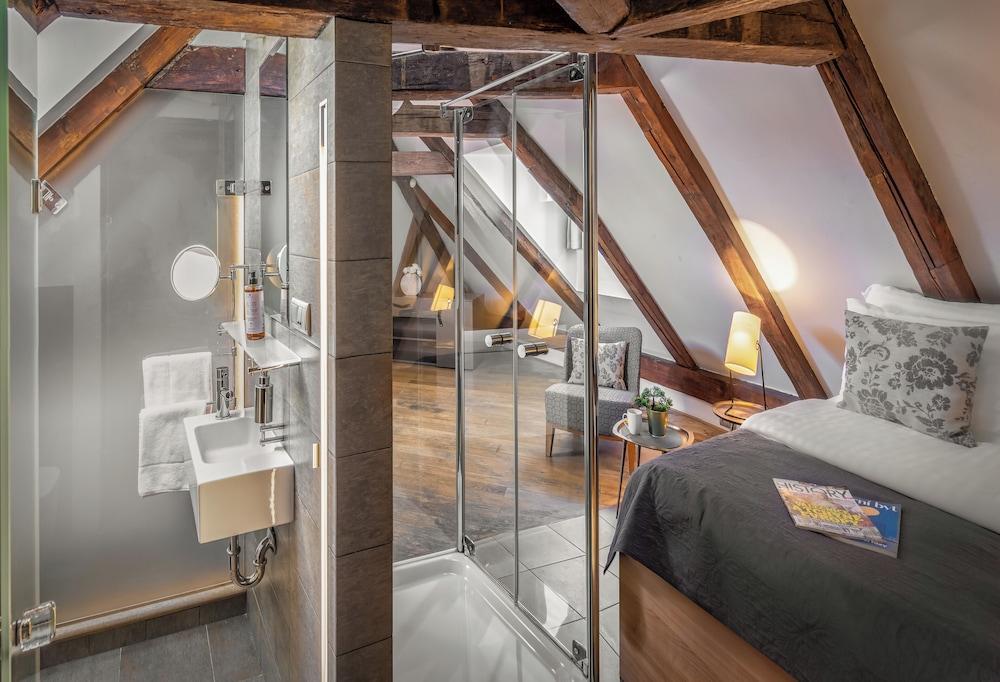 3 Epoques Apartments by Adrez Living Room Type - Apartment, 1 Bedroom (Duplex - 3rd floor)