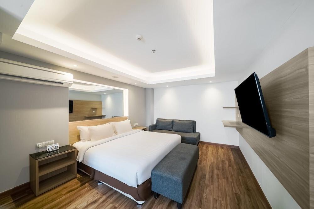 Aston Pluit Hotel & Residence Room Type - ASTON Suite