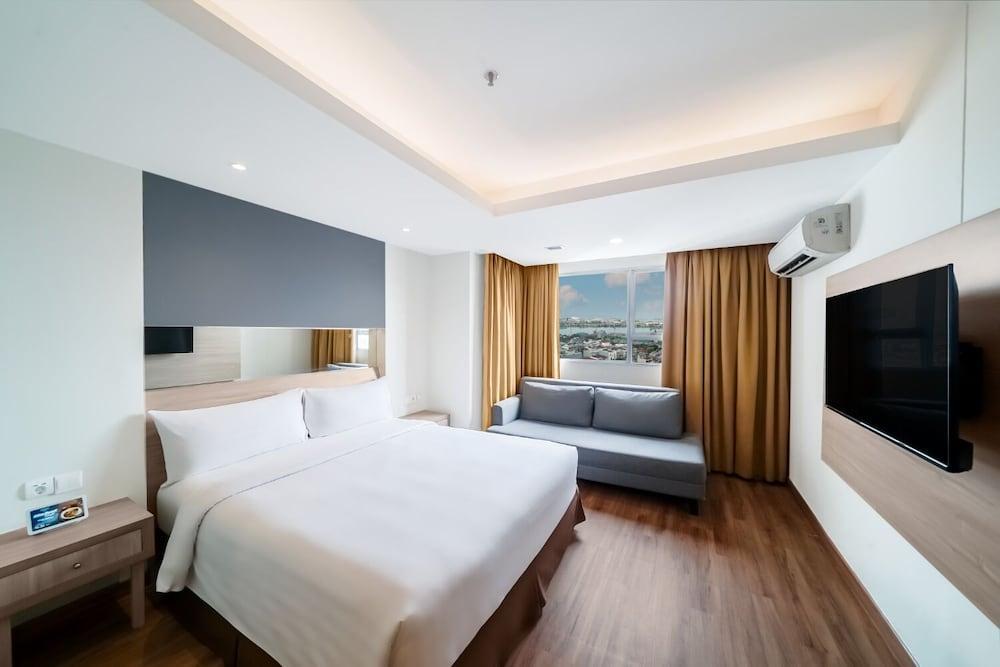 Aston Pluit Hotel & Residence Room Type - Deluxe Premier Double