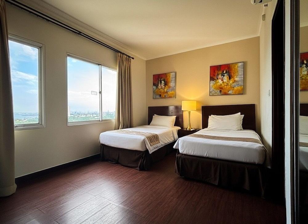 Grand Dafam Ancol Jakarta Room Type - Deluxe Suite Twin Ocean View