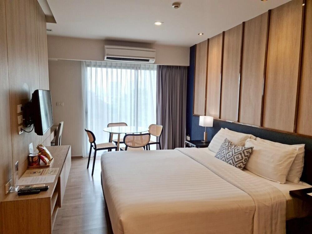 The Residence on Thonglor by UHG Room Type - Family Suite, 2 Bedrooms, Garden View The Residence on Thonglor by UHG Room Type - Family Suite, 2 Bedrooms, Garden View