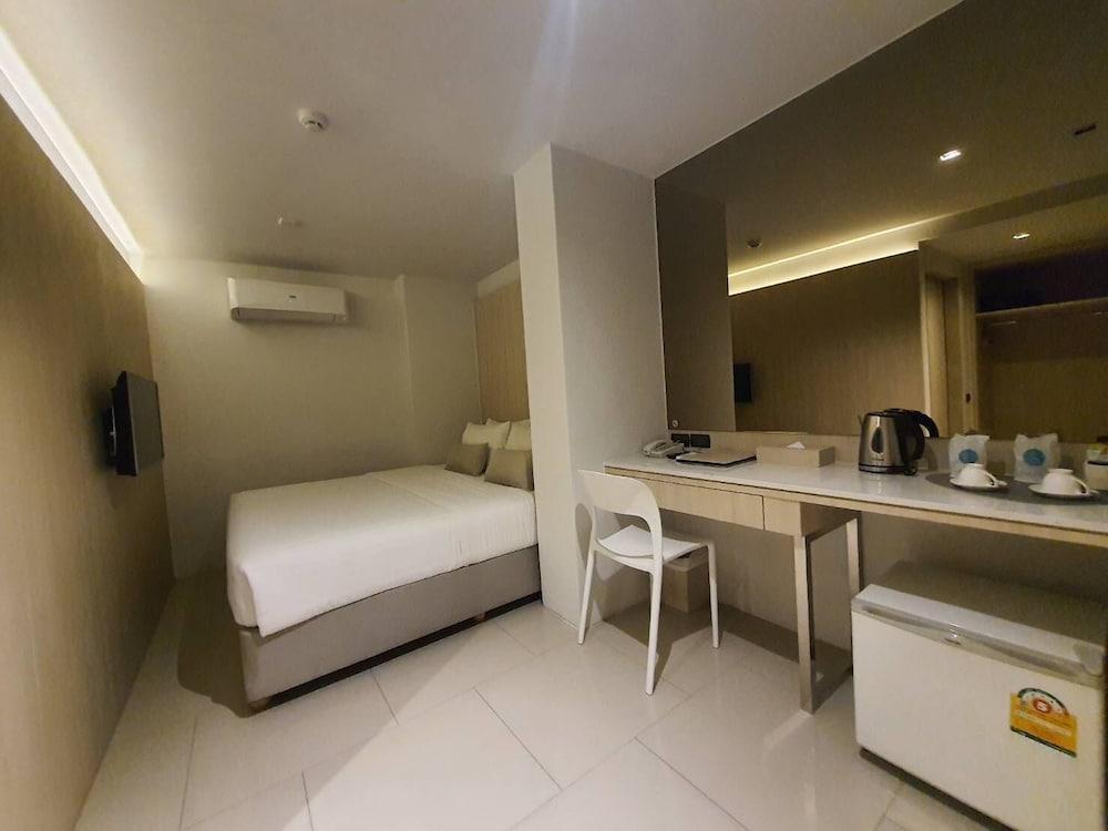 Worita Cove Hotel Room Type - Studio No View Twin or Single
