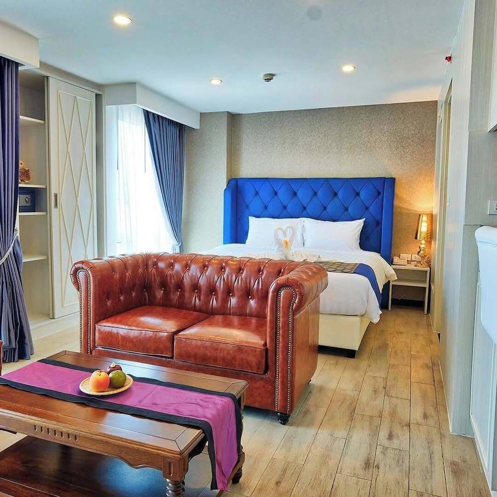 Sonia Residence Room Type - Club Deluxe