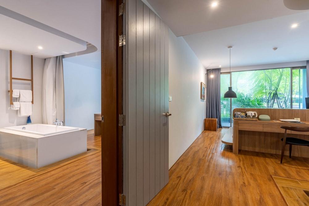 Navana Nature Escape Room Type - Deluxe Connecting Room (Non - Smoking)
