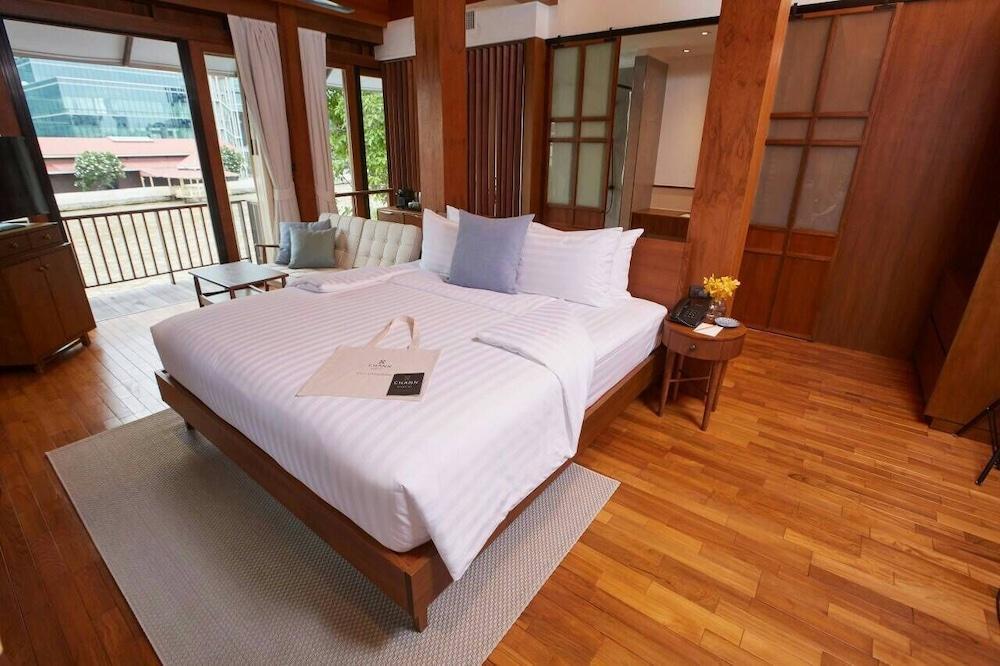 CHANN Bangkok-Noi Room Type - Riverfront Suite Canal View