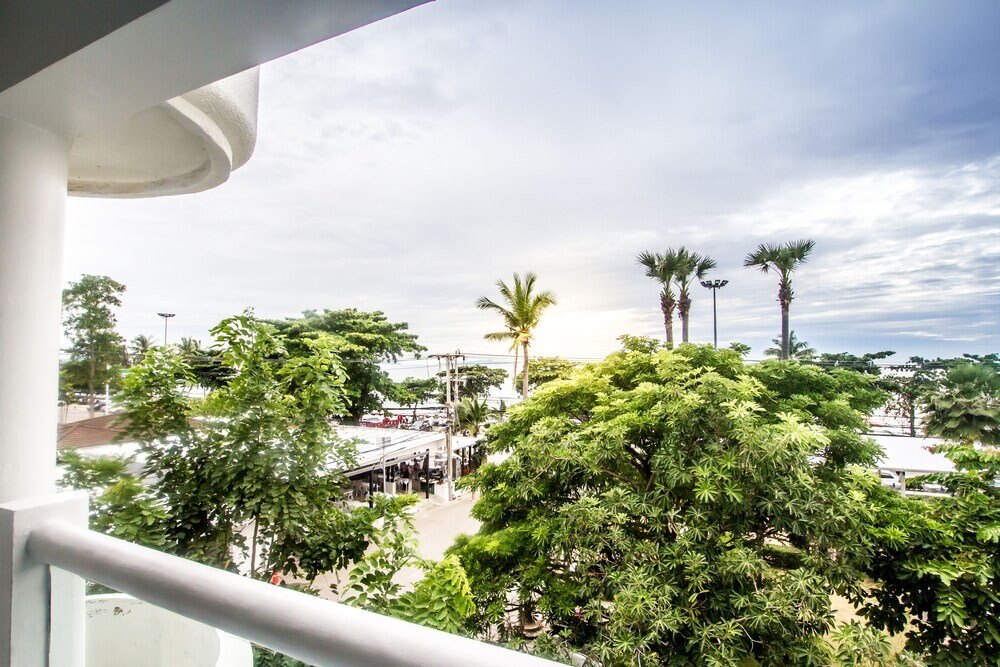 Villa Navin Resort Room Type - Family Suite, 2 Bedrooms, Sea View, Oceanfront