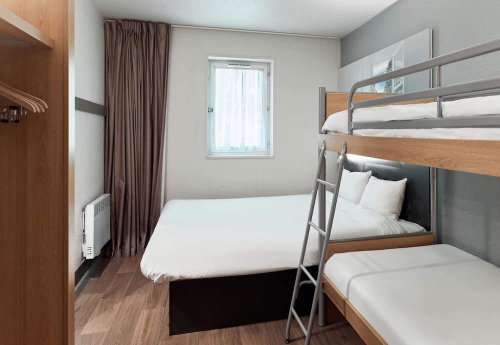B&B HOTEL Noisy-le-Grand Room Type - Quadruple Room