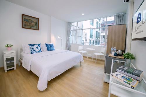 K Home Asok Room Type - Deluxe King Room with Window
