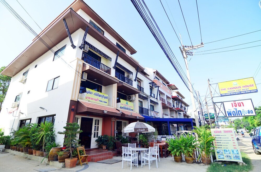 The Famous House Jomtien - Tap to explore photos