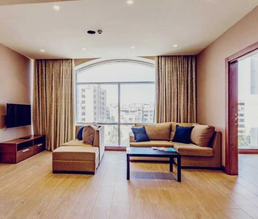 The Seventh Star Hotel Suites - Tap to explore photos