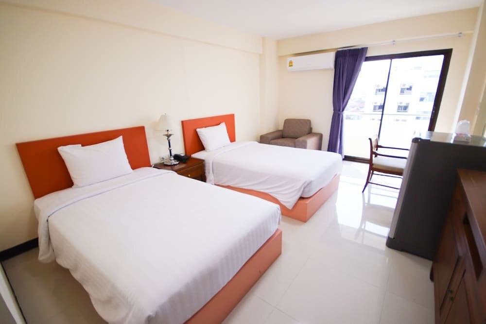 White House Bizotel Room Type - Superior Twin Room
