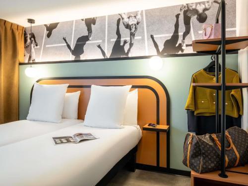 ibis Styles Colombes Paris Ouest Room Type - Standard Room with 1 Double Bed and 1 Single Bed ibis Styles Colombes Paris Ouest Room Type - Standard Room with 1 Double Bed and 1 Single Bed