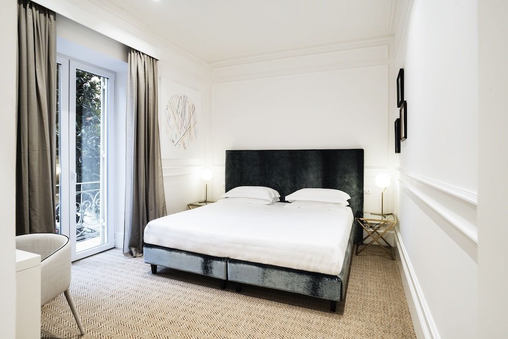 The Shire Hotel Room Type - Junior Suite, 1 Bedroom