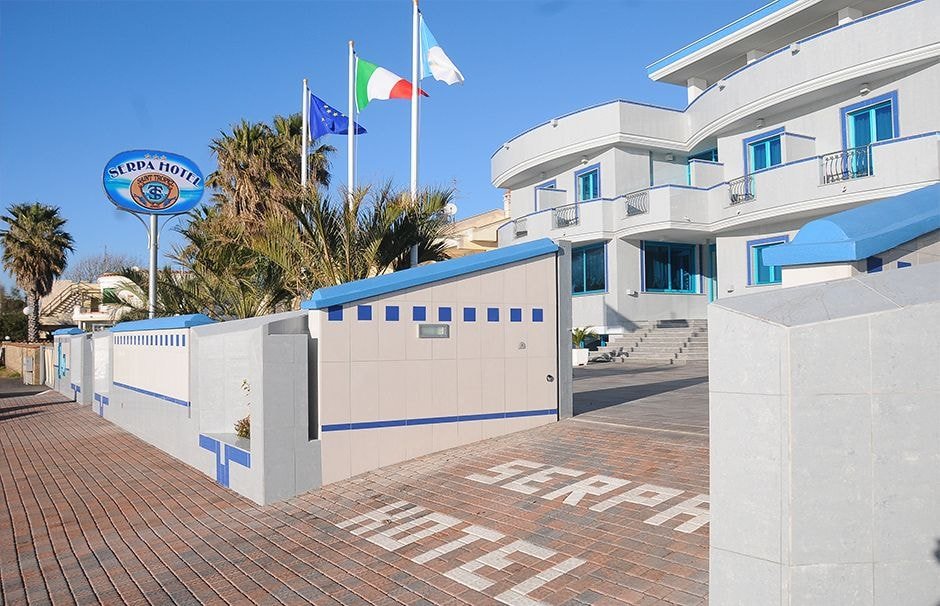 Serpa Hotel Anzio - Tap to explore photos