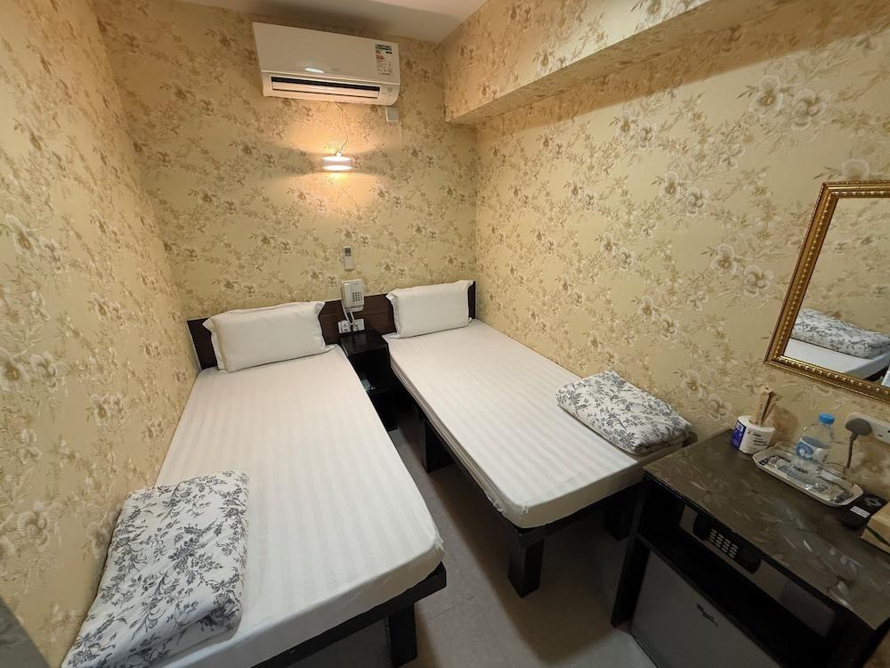 Victoria Inn Room Type - Twin Room