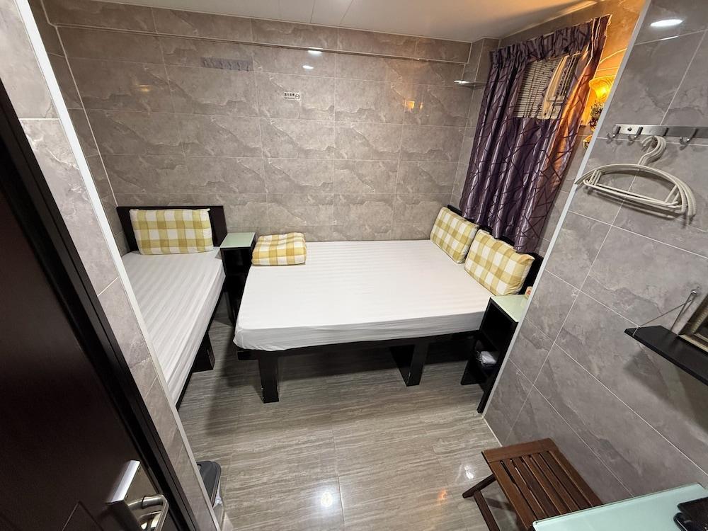 Victoria Inn Room Type - Triple Room