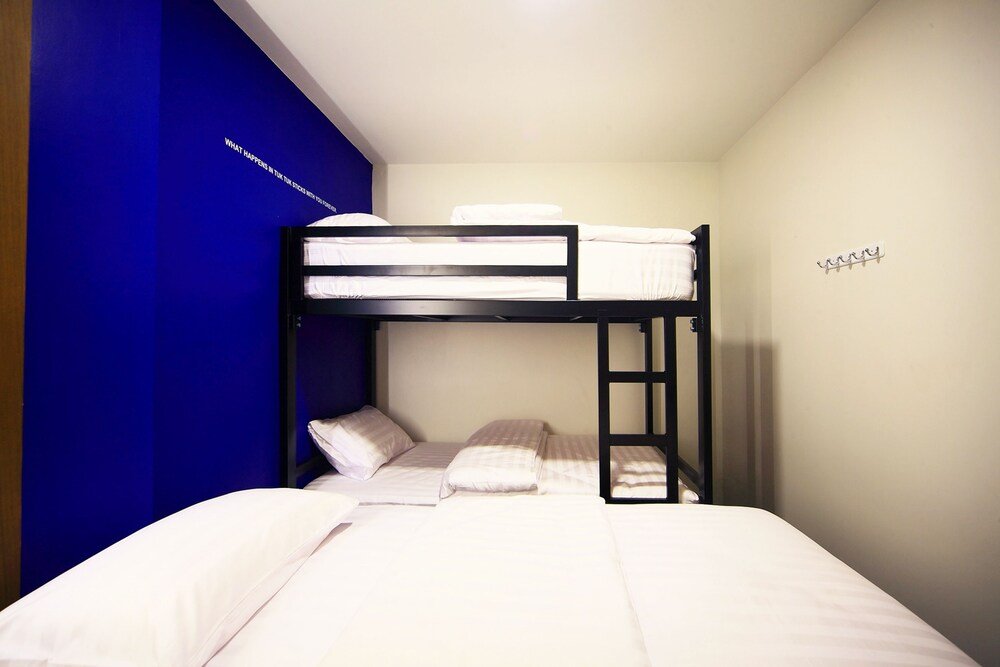 Tuk Tuk Hostel Room Type - Triple Room with Shared Bathroom
