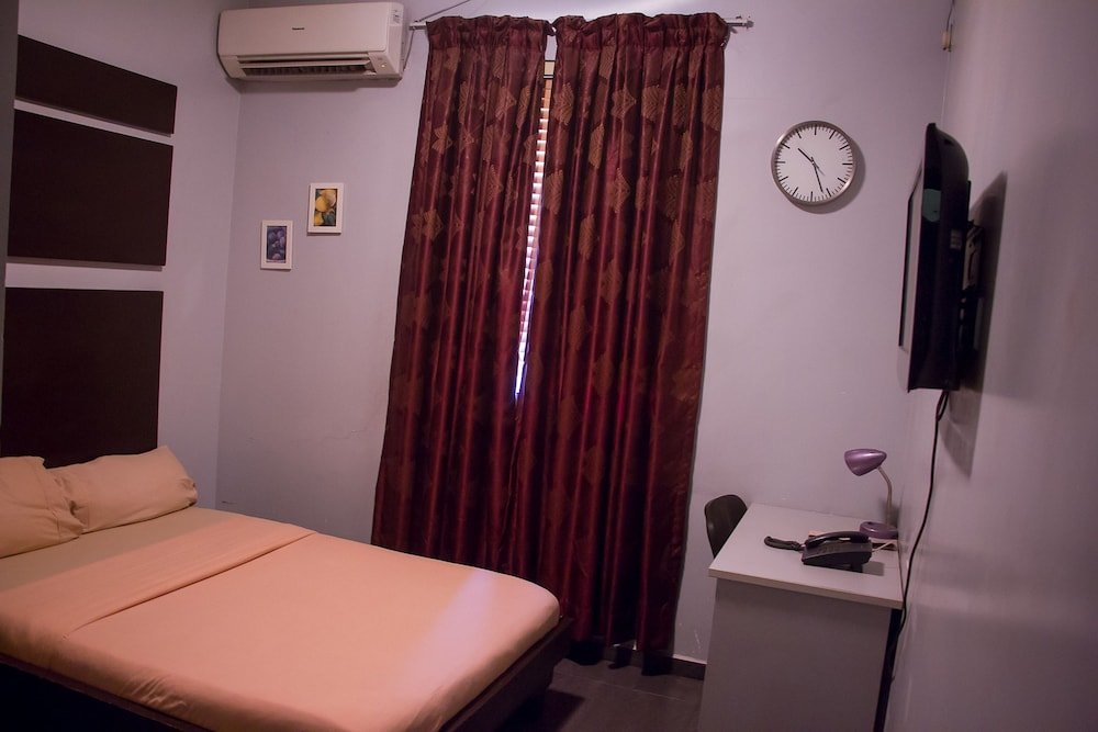 Precinct Comfort Services, Ikoyi Room Type - Standard Double Room, 1 Double Bed