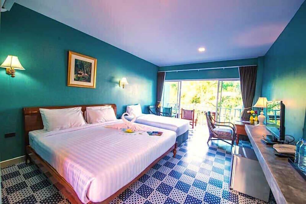 Bora Bora Villa Phuket - Tap to explore photos