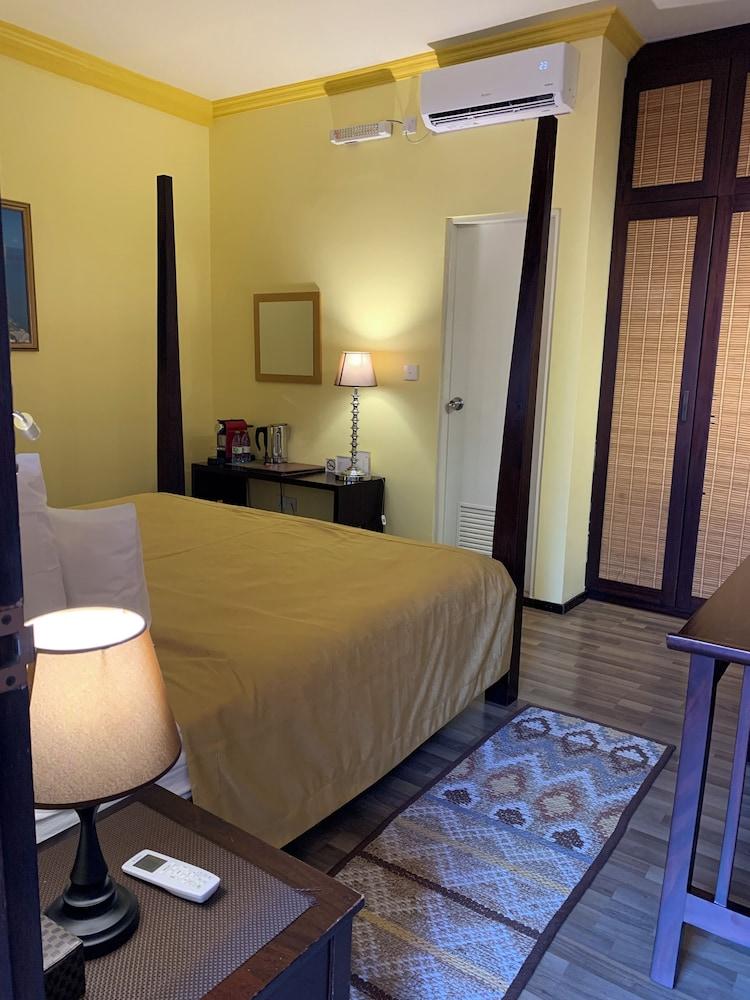Sala Boutique Hotel Room Type - Superior Room (with Free Return Airport Transfer) Sala Boutique Hotel Room Type - Superior Room (with Free Return Airport Transfer)