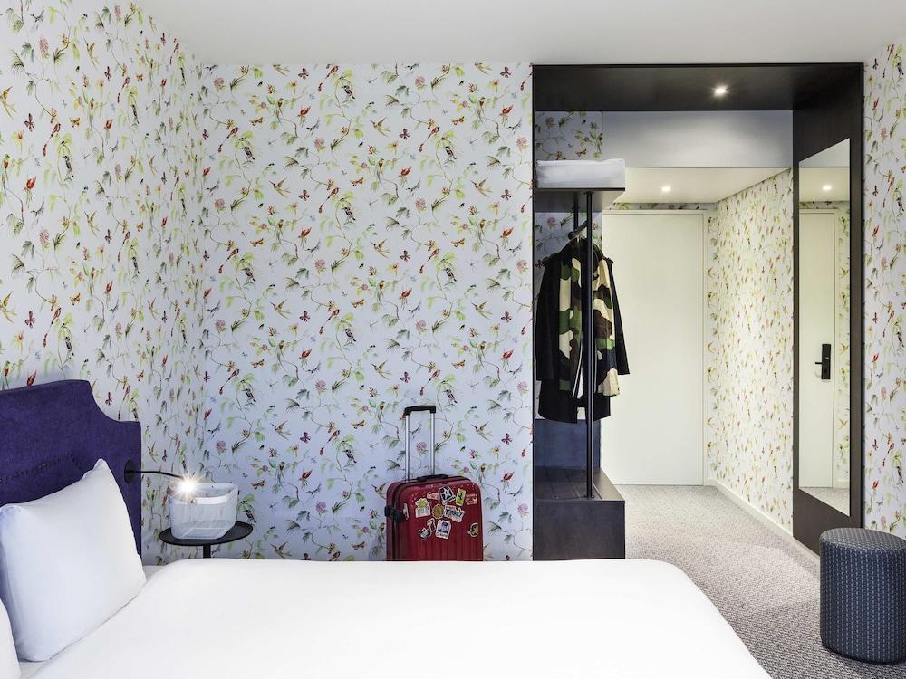 ibis Styles Amsterdam Airport Room Type - Superior Room, 1 Double Bed