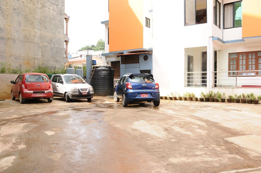 Rameshworam Hotel - Tap to explore photos