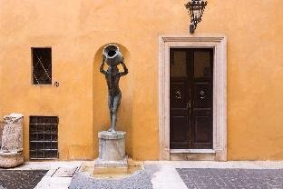 Martius Private Suites Hotel - Tap to explore photos