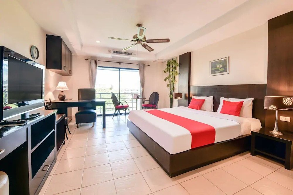M Place Pattaya Room Type - Deluxe Double Room