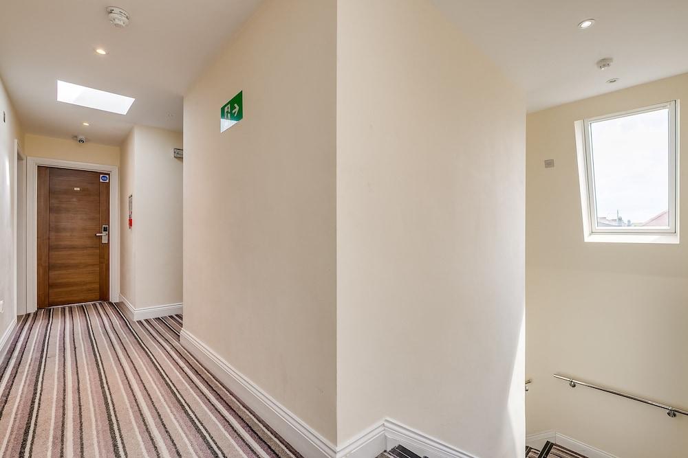 London Star Hotel Room Type - Signature Double Room