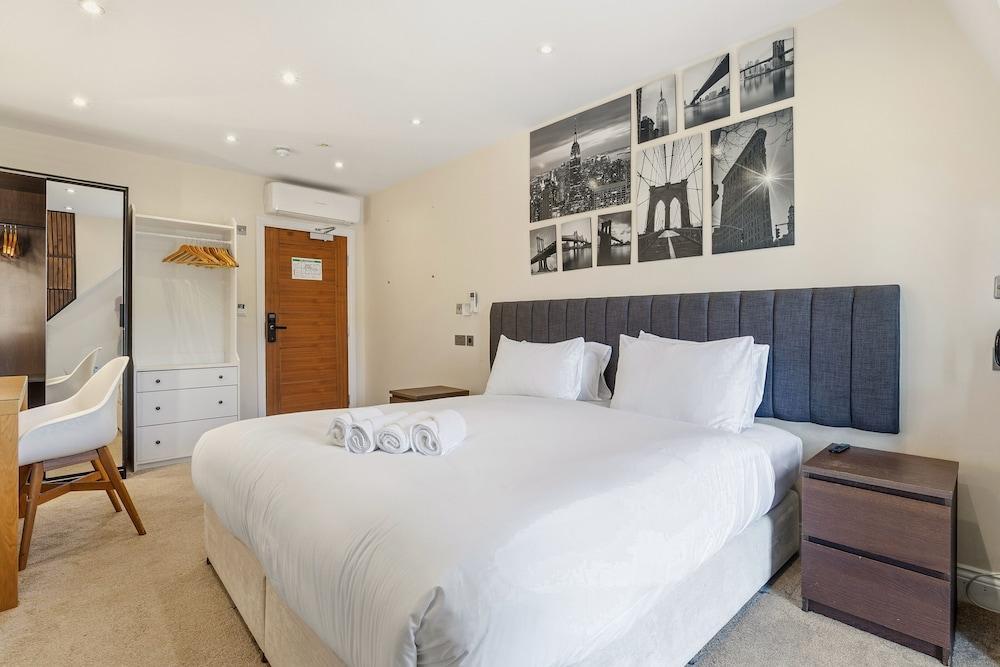 London Star Hotel Room Type - Executive King Room