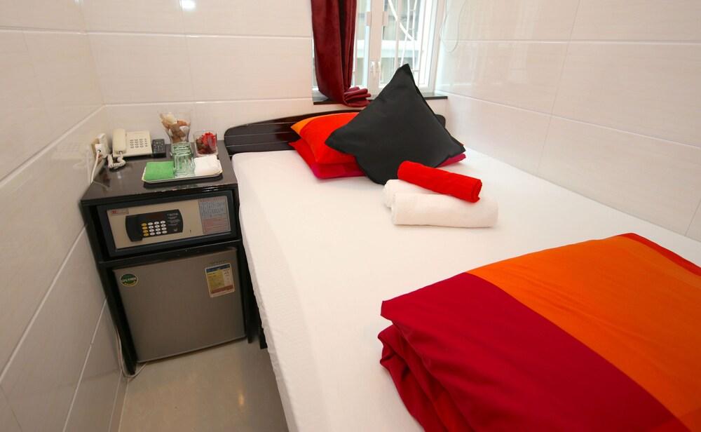 D Red Loft Room Type - Double Room