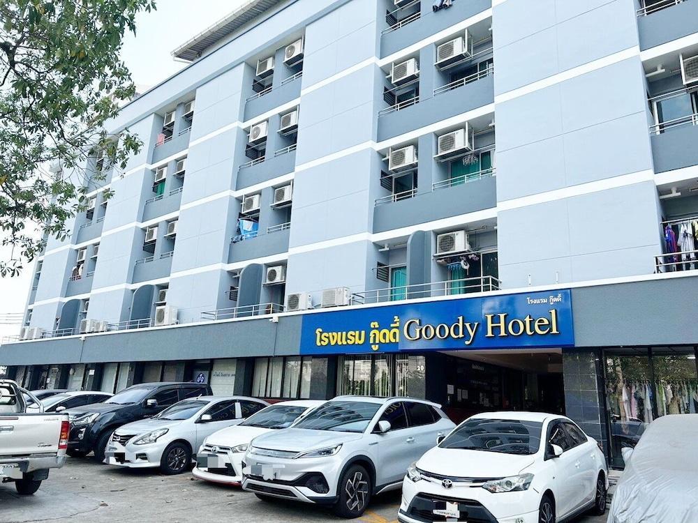 Goody Hotel - Tap to explore photos