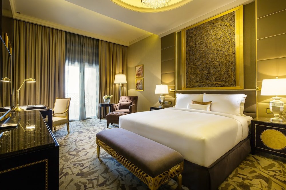 Ezdan Palace Hotel - Tap to explore photos