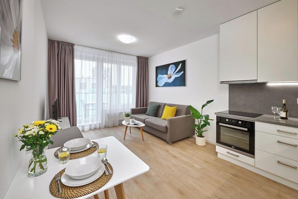 CityWest Apartments Room Type - Exclusive Apartment, 1 Bedroom, Balcony, City View