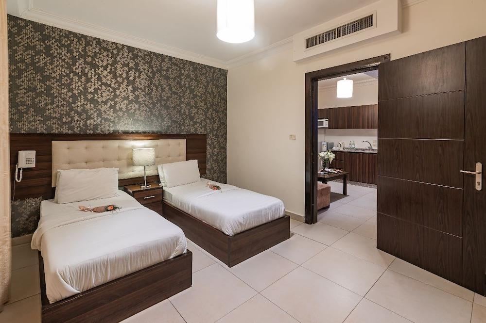 lancaster hotel apartments-Gardens Room Type - Deluxe Single Room