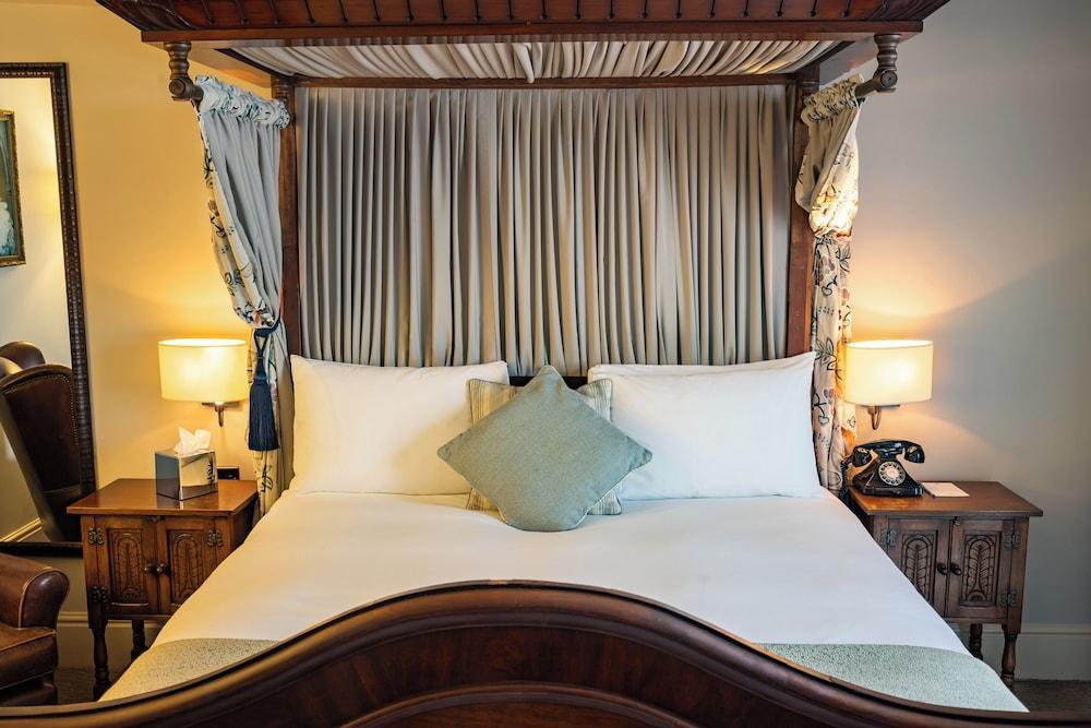 Red Lion Hotel, Hillingdon Room Type - Superior Double Room
