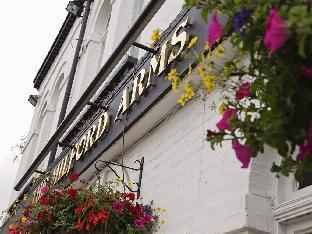 The Milford Arms - Tap to explore photos