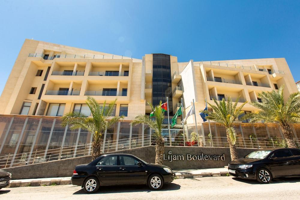 Lijam Hotel - Tap to explore photos