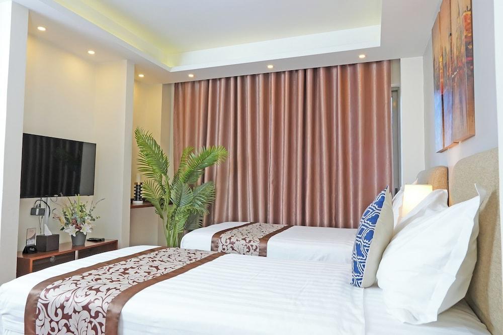 Lijam Hotel Room Type - Royal Suite