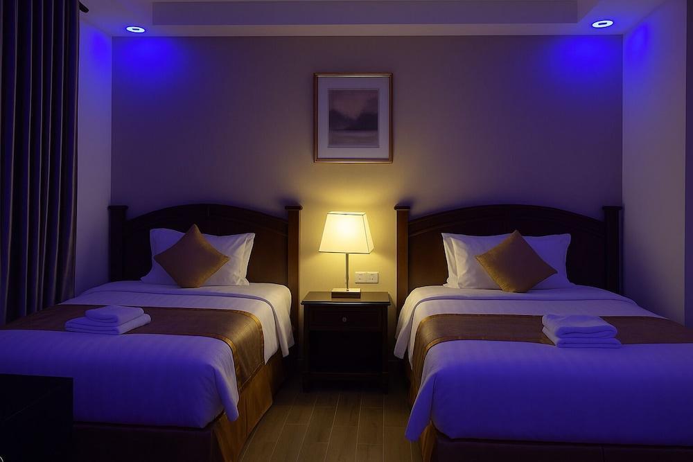 Al Jamal Hotel Room Type - Twin Room