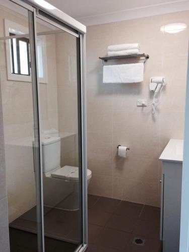 Alexander The Great Motel Room Type - Deluxe Double Room