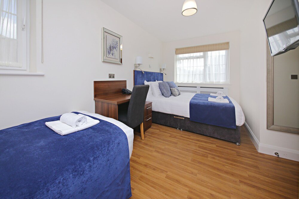 Imperial Guest House - Tap to explore photos