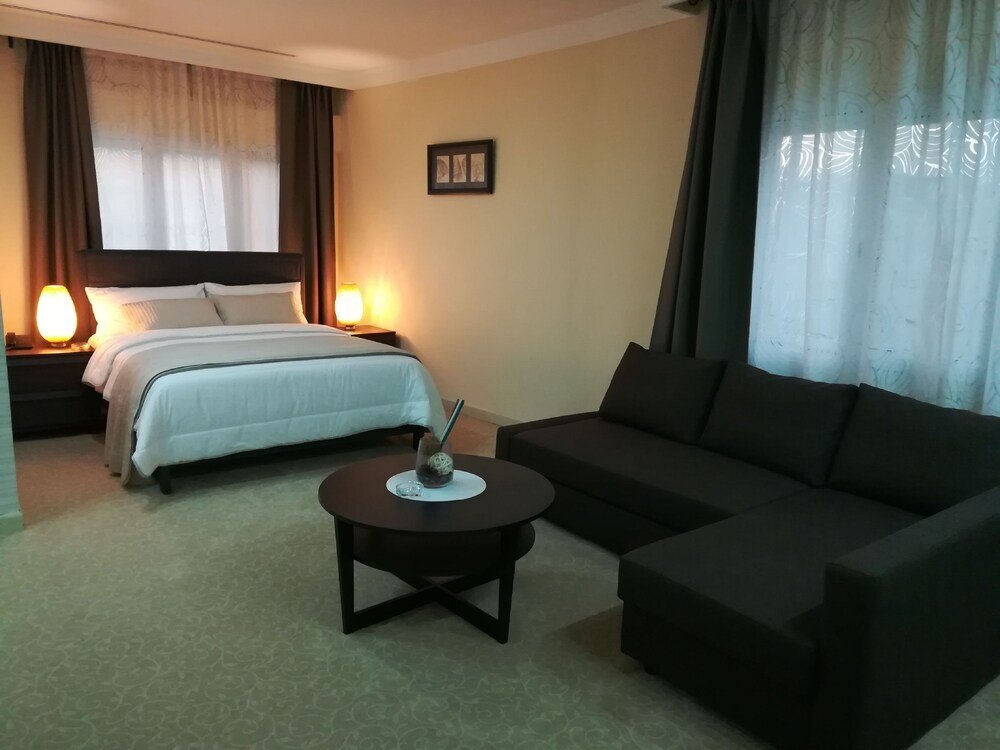 Albasem Hotel Room Type - Deluxe Suite, 1 King Bed with Sofa bed