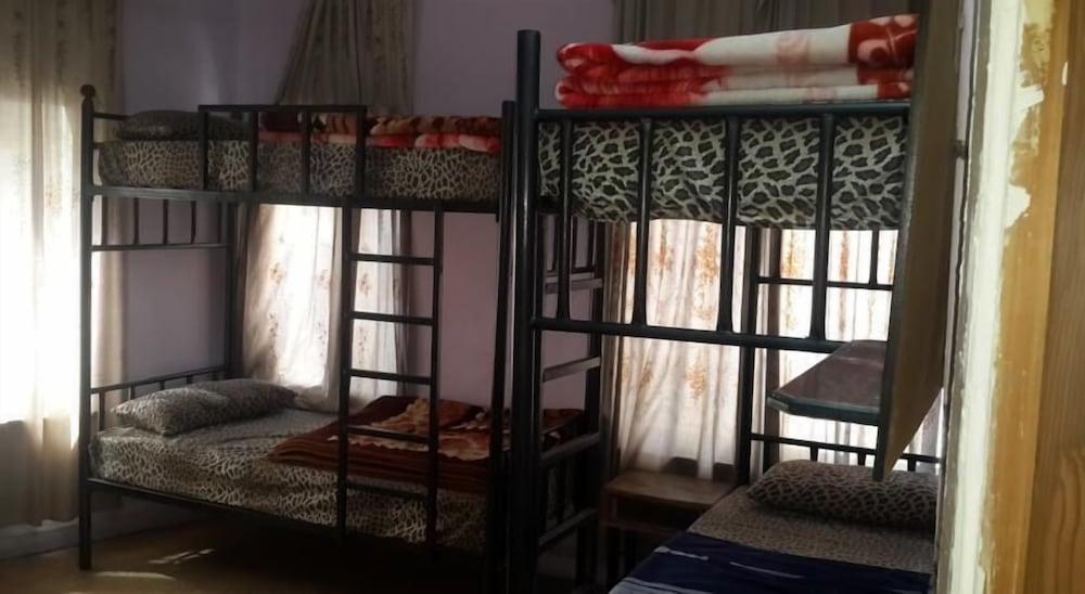 Cliff - Hostel Room Type - Quadruple Room, Multiple Beds, Shared Bathroom