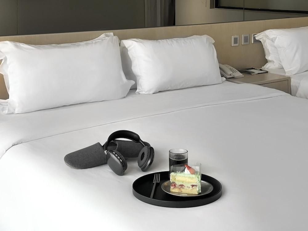 Eco Tree Hotel Causeway Bay Room Type - Deluxe family room
