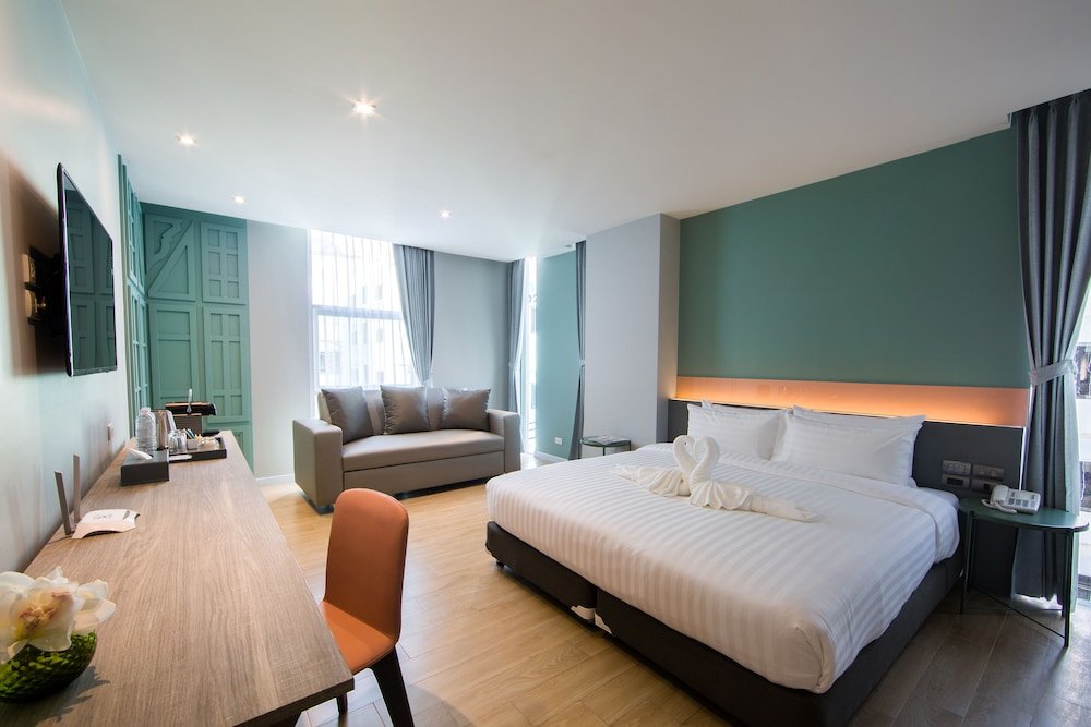 Hotel Tranz Room Type - Deluxe King Corner