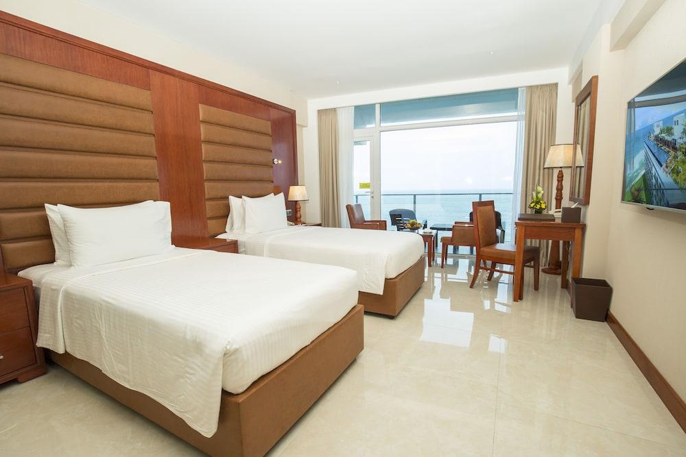 Marino Beach Colombo Room Type - Signature Sea View One Bed Room Suite with Complimentary City Tour and Access to Beach Lounge Marino Beach Colombo Room Type - Signature Sea View One Bed Room Suite with Complimentary City Tour and Access to Beach Lounge