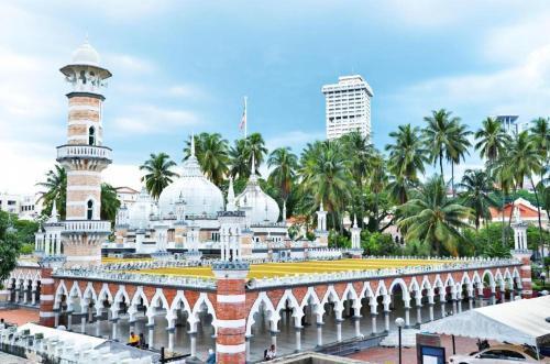 Hotel Grand Mutiara - Tap to explore photos