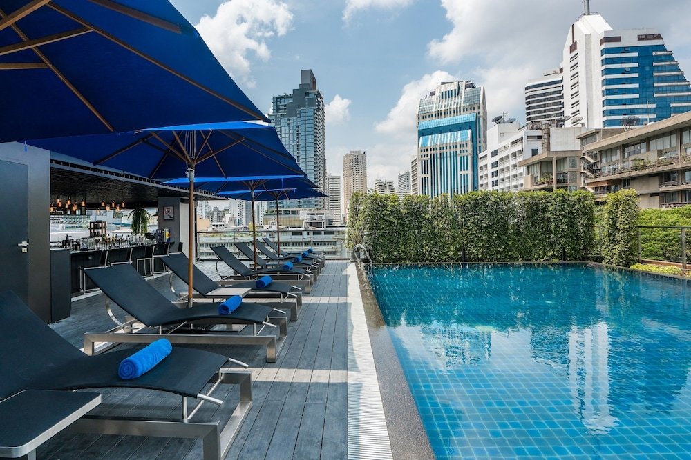 The Key Premier Hotel Sukhumvit - Tap to explore photos