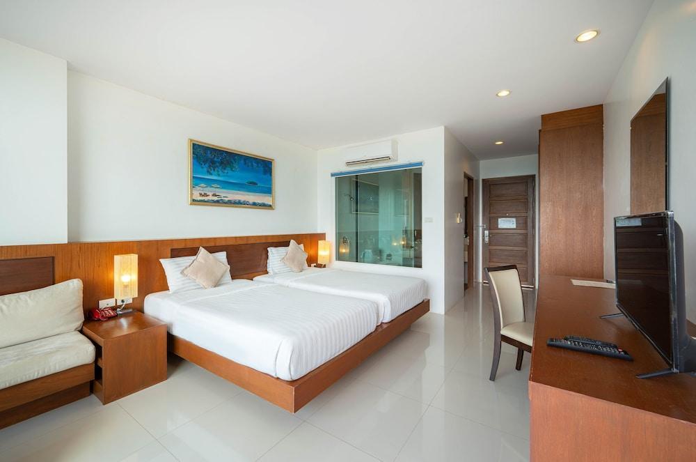 The view Rawada Resort and spa Room Type - Grand Deluxe Double room with Sea View The view Rawada Resort and spa Room Type - Grand Deluxe Double room with Sea View